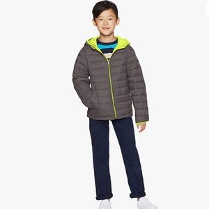 Lightweight Water-Resistant Packable Puffer Jacket